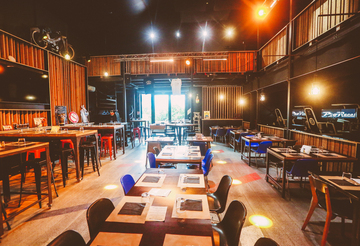 Bar & Restaurant